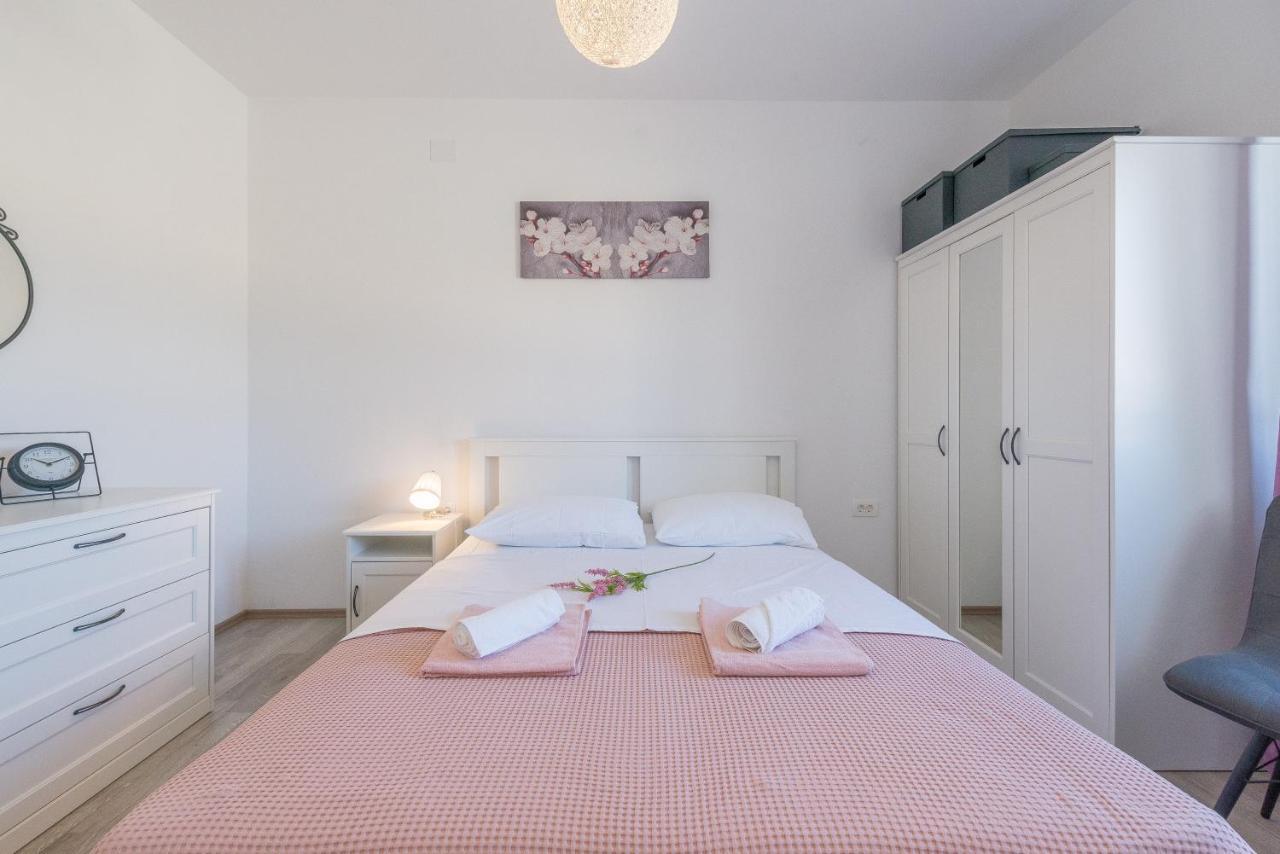 Experience Only The Best - House Kamber Biograd Na Moru Esterno foto