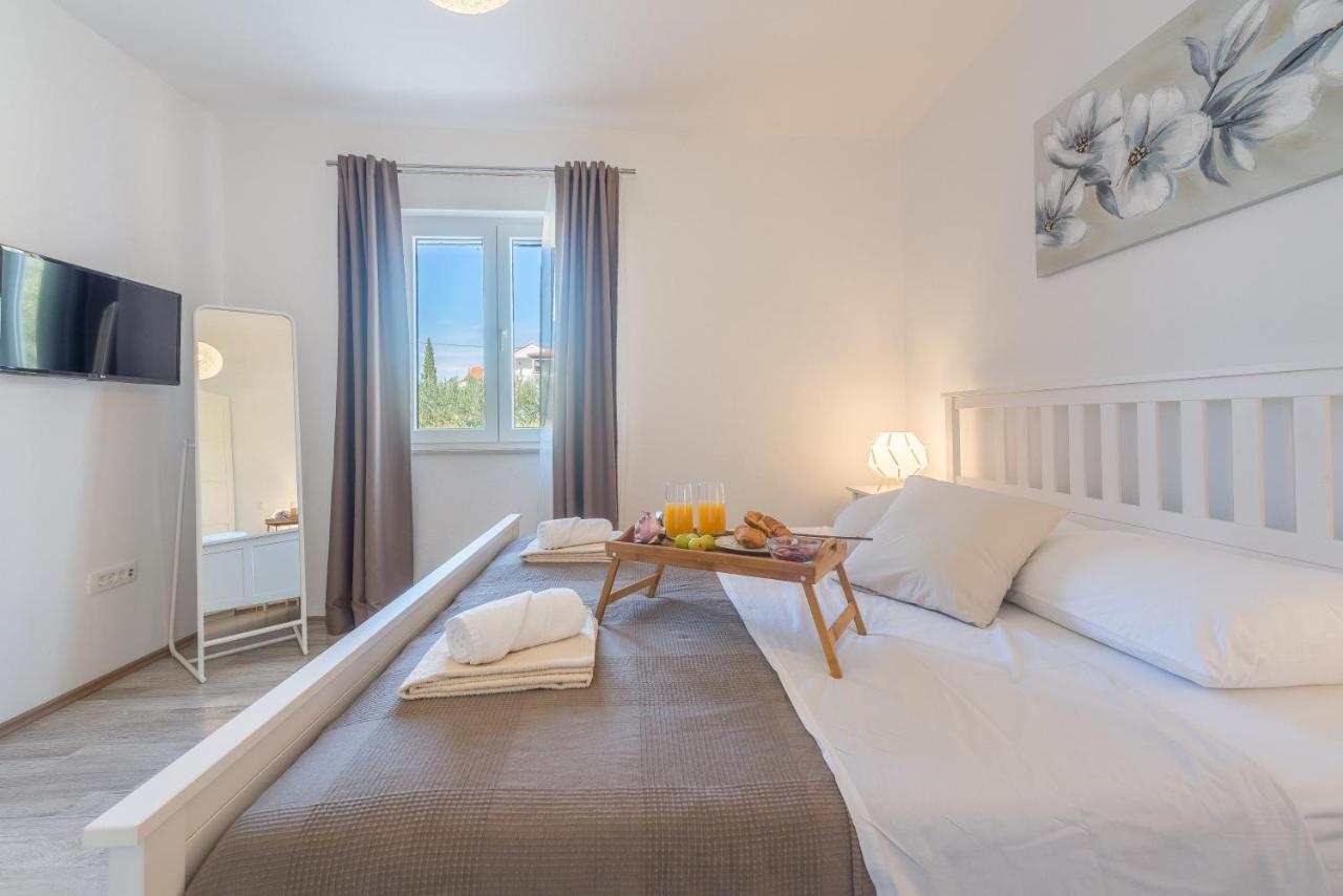 Experience Only The Best - House Kamber Biograd Na Moru Esterno foto