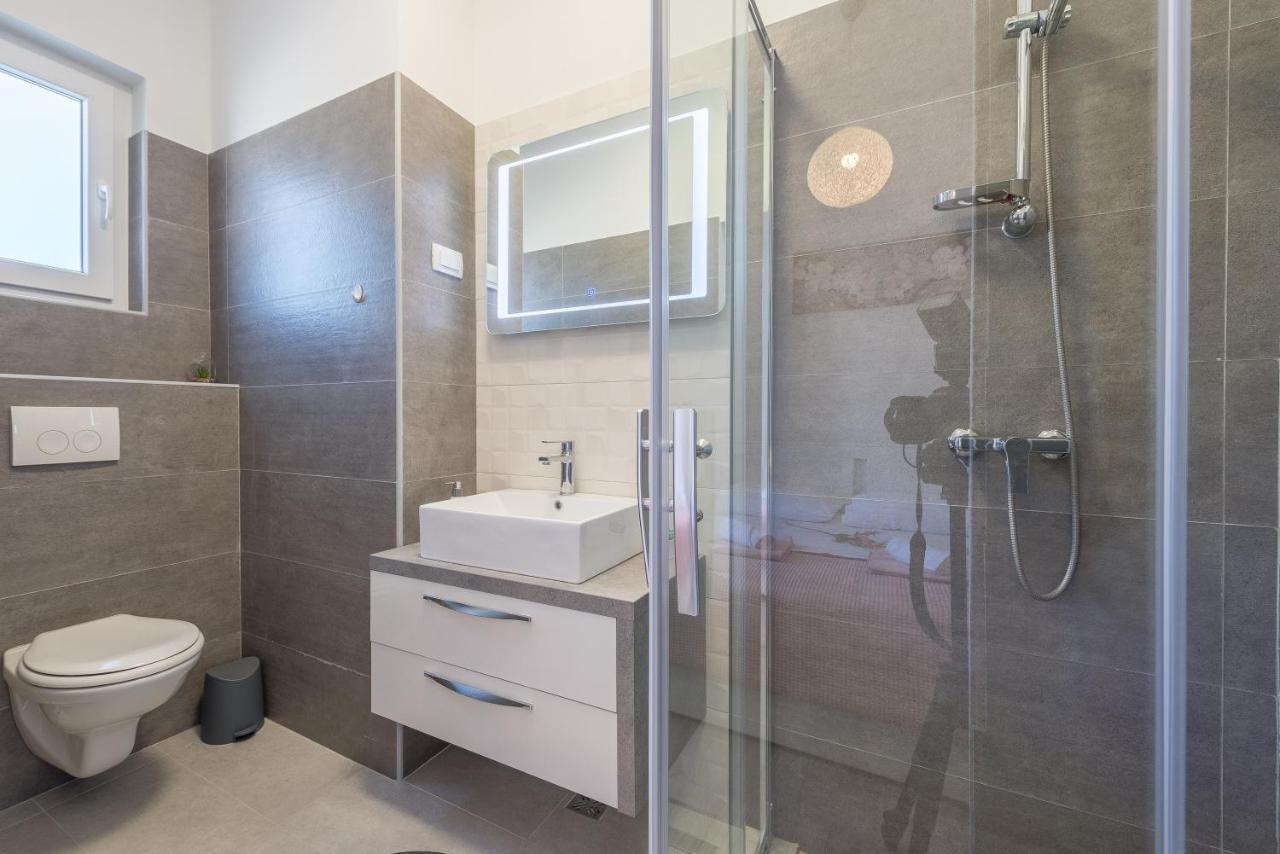 Experience Only The Best - House Kamber Biograd Na Moru Esterno foto