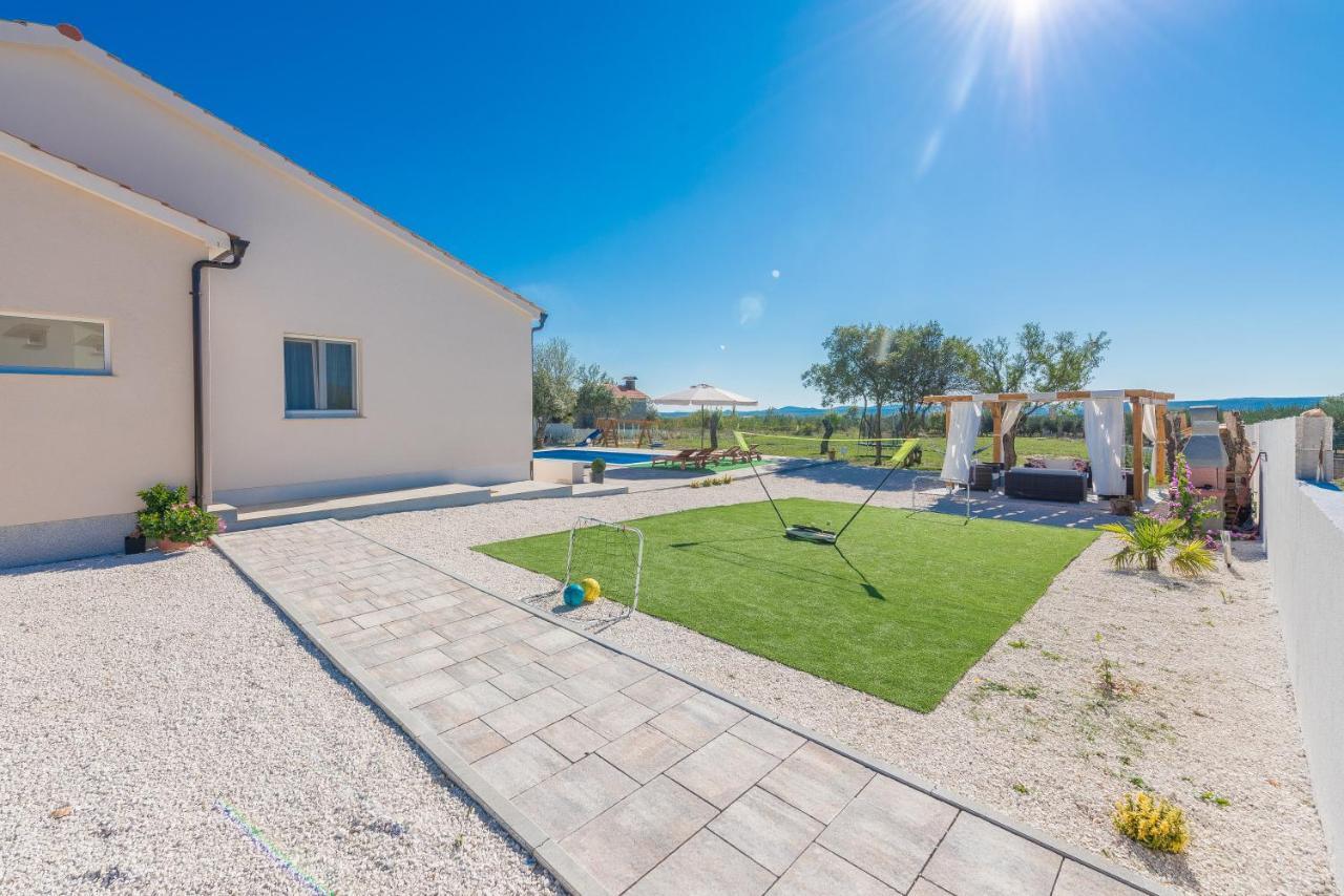 Experience Only The Best - House Kamber Biograd Na Moru Esterno foto